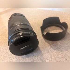 Tamron 18-400mm camera lens